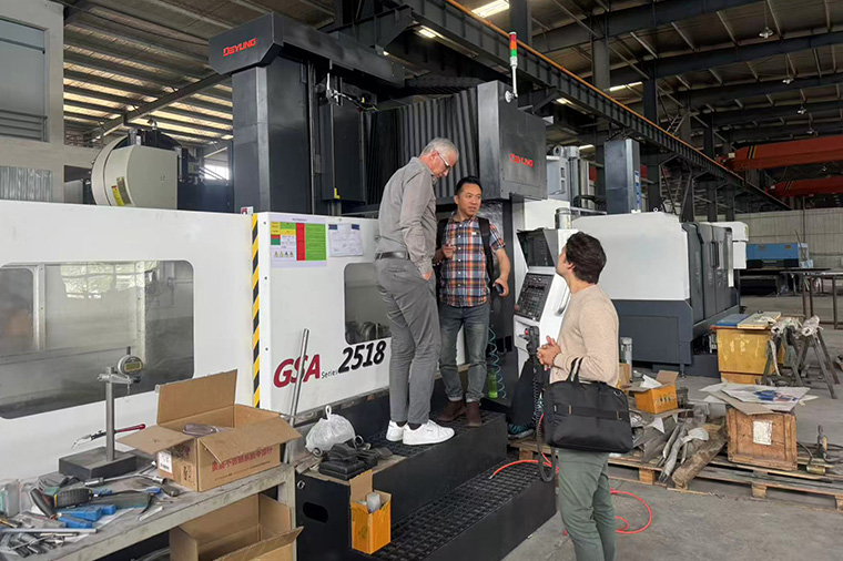 Aketaylor Hoisting Technology Co., Ltd. Stärkt globale Partnerschaften durch Fabrikbesuche